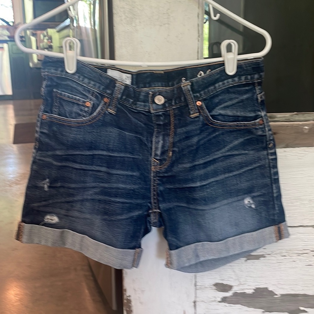 Women’s Gap (Size 26) Sexy Boyfriend Shorts